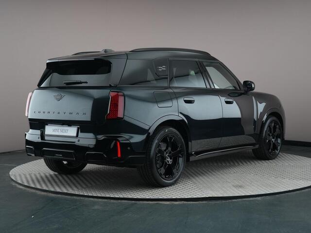 Mini COUNTRYMAN E John Cooper Works L 66.5 kWh Panoramadak | Harman Kardon | Head-Up Display | 360 Camera | Driving Assistant Plus