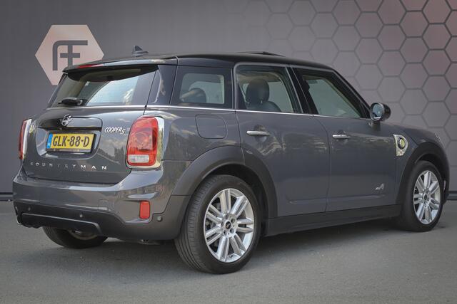 Mini COUNTRYMAN 2.0 Cooper SE ALL4 | CRUISE CONTROL | HEAD UP | ELEKTRISCHE ACHTERKLEP | PANORRAMADAK | ACHTERUITRIJCAMERA | APPLE CARPLAY | VOLLEDEREN BEKLEDING |