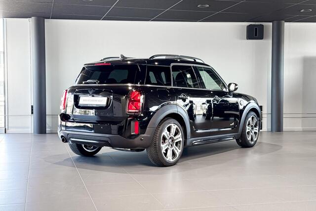 Mini COUNTRYMAN 1.5 Cooper S E ALL4 | Glazen Panoramadak | Comfort Access | Stoelverwarming | Achteruitrijcamera |