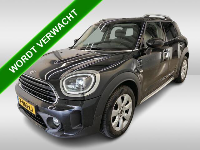 Mini COUNTRYMAN 1.5 136PK Automaat Cooper Classic / Trekhaak / Pdc+Camera / 1/2 Leder / Navigatie / Airco-ecc. / Radio multimedia