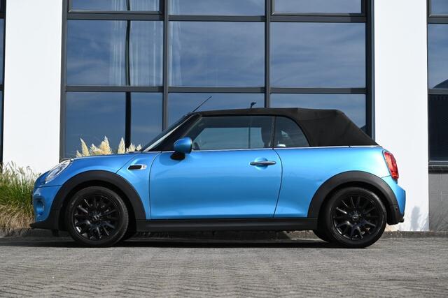 Mini Cabrio Chili 1.5 Cruise Navi Dealer onderhouden
