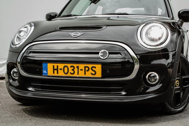 Mini Electric Mini Charged 33 kWh Leer/ Head-up/ Harman-Kardon/ Sportstoelen/ Stoelverwarming/ Camera/ Climate control