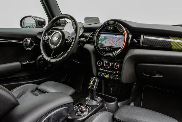 Mini Electric Mini Charged 33 kWh Leer/ Head-up/ Harman-Kardon/ Sportstoelen/ Stoelverwarming/ Camera/ Climate control
