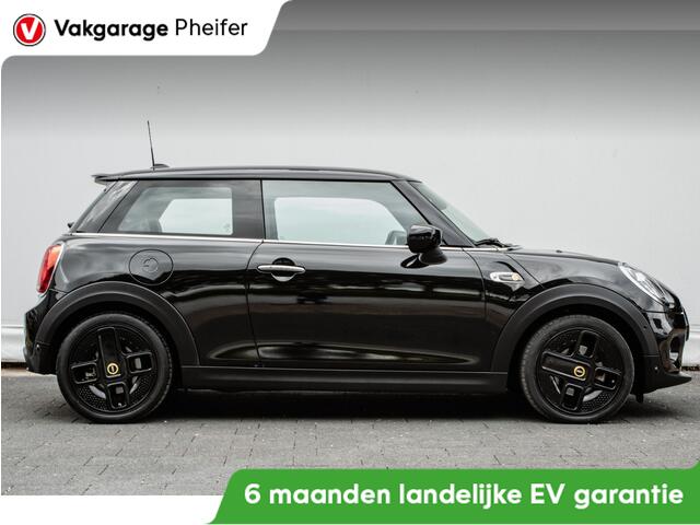 Mini Electric Mini Charged 33 kWh Leer/ Head-up/ Harman-Kardon/ Sportstoelen/ Stoelverwarming/ Camera/ Climate control