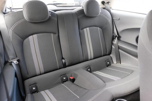 Mini Electric Cooper S 184pk 32 kWh Classic | Navi | App Connect | Climate | Cruise | PDC