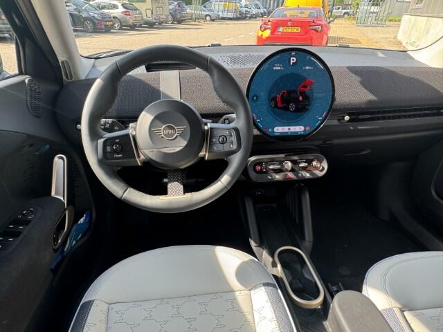 Mini Electric Mini Aceman SE Classic M 54.2 kWh Panodak, Leer,