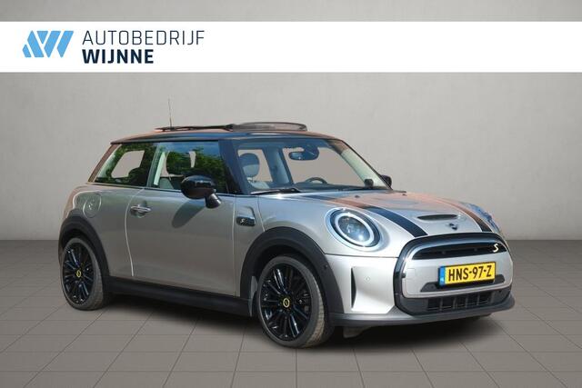 Mini Electric Cooper S 184pk 32 kWh Camden Edition | Navi | Climate | Panoramadak | Harman/kardon | Camera | Keyless | PDC