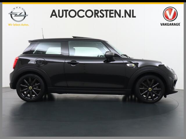 Mini Electric Mini AUT-184pk Charged Leer Navi Camera Harman/Kardon Apple Carplay Adaptive Matrix LED koplampen en LED achterlichten met Union Jack SportSt. 1/2 Leer+Verwarmd Connected services Digi-Dash PDC Ecc DAB Comfort Access Cruise Control Stoelverwarming Lmv 17"