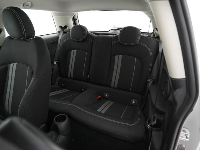 Mini Electric Mini Basic 33 kWh [ 3-Fase ] (INCL.BTW) *FULL-LED | SPORT-SEATS | NAVI-FULLMAP | DIGI-COCKPIT | DAB+ | ECC | PDC | CRUISE | 16''ALU*