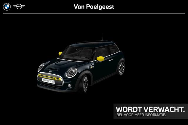 Mini Electric 3-Deurs Yours 33 kWh Harman Kardon / Glazen Schuifdak / Stoelverwarming / Comfort Acces / Achteruitrij Camera / Adaptieve Led Koplampen / Head Up Display