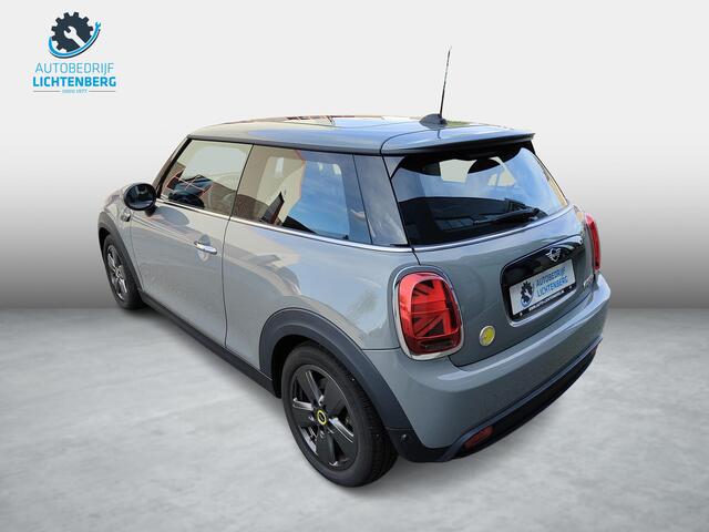 Mini Electric Mini Essential 33 kWh PANO / Stoelverw. / HUD