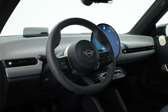 Mini Electric Mini Cooper SE Essential XS 54.2 kWh | Pano | HUD | H&K | Cruise | CarPlay | 360cam