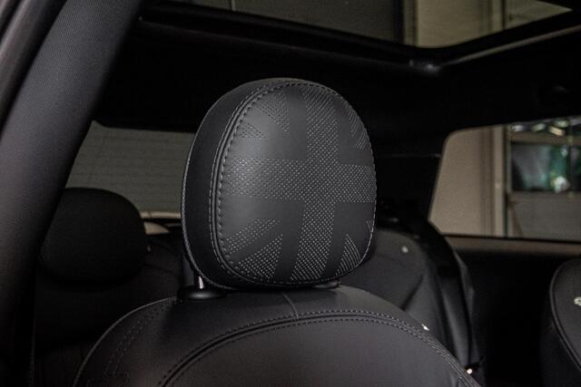 Mini Electric Cooper SE Essential 33 kWh *Panorama / Harman-Kardon / Head-up Display / Keyless / ACC*