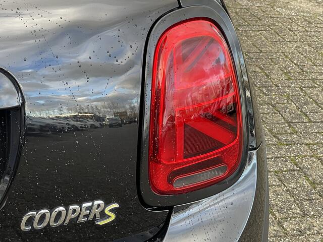 Mini Electric Yours | Harman/Kardon | Panorama | Leder | 17" Jet Black | Head-Up