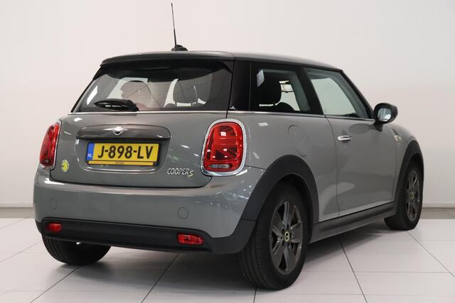 Mini Electric Mini Basic 33 kWh | Climate Control | Snellader | Cruise control | Bluetooth | LED koplampen | Navigatie |