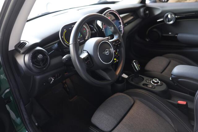 Mini Electric Mini Business Edition 33 kWh Lage KM Stand !