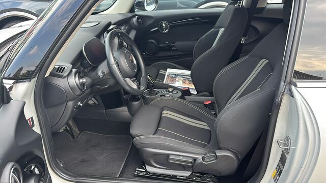 Mini Electric Mini Business Edition 33 kWh RIJKLAAR