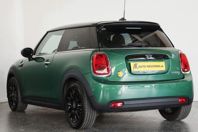 Mini Electric Cooper Collection 33 kWh / LED / Navi / CarPlay / Cruisecontrol