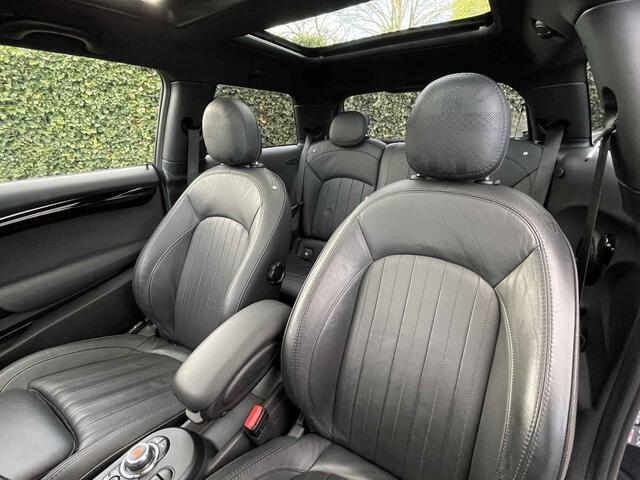 Mini Electric Mini Yours 33 kWh / Full option! / Panoramadak / Camera / Head-up / Leder / Harman Kardon / Keyless / 17'' / CarPlay / Stoelverwarming / Matrix LED / DAB / Cruise Control