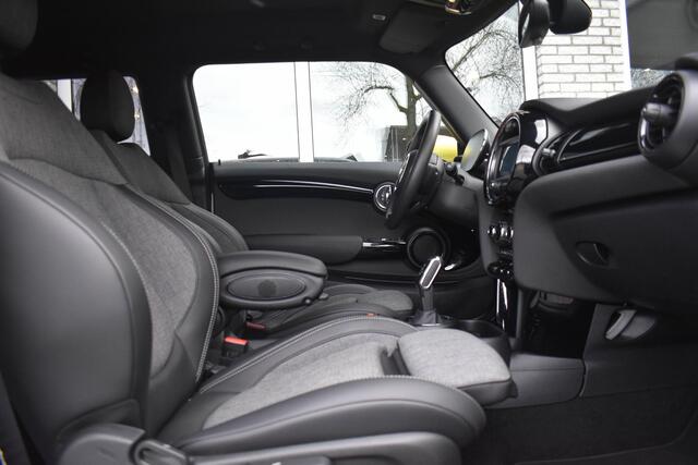 Mini Electric Mini Essential 33 kWh Camera Sportstoelen Stoelverwarmi