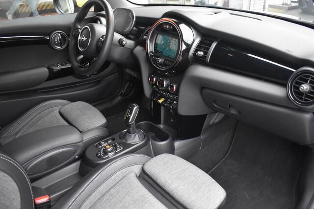 Mini Electric Mini Essential 33 kWh Camera Sportstoelen Stoelverwarmi