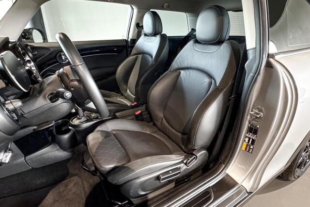 Mini Electric Classic 33 kWh | Stoelverwarming | Apple Carplay | Keyless Start |