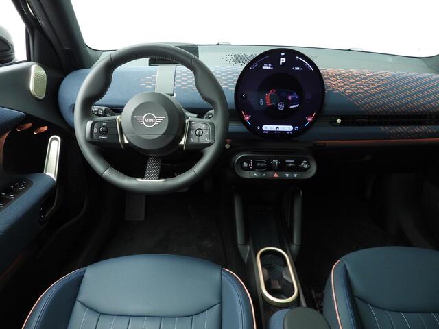 Mini Electric Aceman SE JCW Sportstoelen / Trekhaak / Harman-Kardon / Head-up / Getint glas / Alu wielen 19 inch