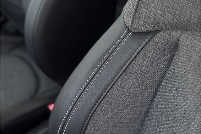 Mini Electric Mini Cooper SE 33 kWh | Sportstoelen | Apple Carplay | LED | PDC