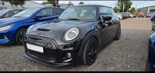 Mini Electric Mini Classic 33 kWh | Camera | Navi | DigiDash |