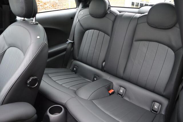 Mini Electric Mini Camden Plus Edition 33 kWh | Leder | Panoramadak | Stoelverwarming |