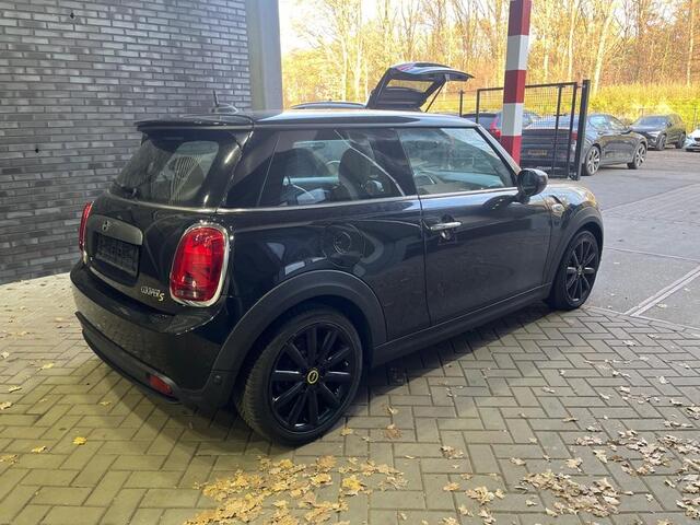 Mini Electric Mini Trim XL 33 kWh | Panoramadak | Head-Up | Leder | Camera | Stoelverwarming | Keyless