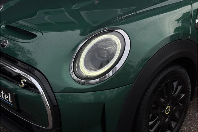 Mini Electric Cooper SE Classic 33 kWh | Sportleder | Stoelverwarming | Carplay | LED