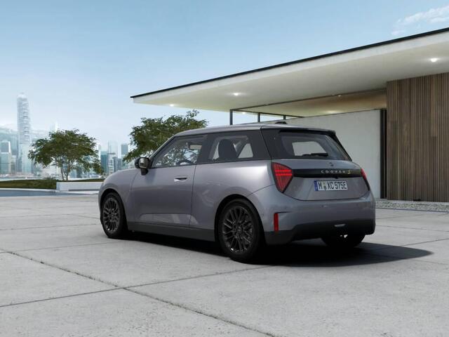 Mini Electric 3-deurs Cooper SE | Essential Uitvoering | 17" lichtmetalen velgen