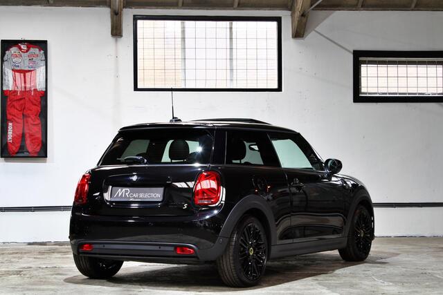 Mini Electric Mini Classic 33 kWh | Panoramadak | Leder | Keyless | Apple Carplay | NL auto | BTW |