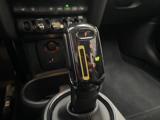 Mini Electric Mini Camden Ed. 33 kWh [ CAREPLAY I CLIMA & STOELVERWARMING]