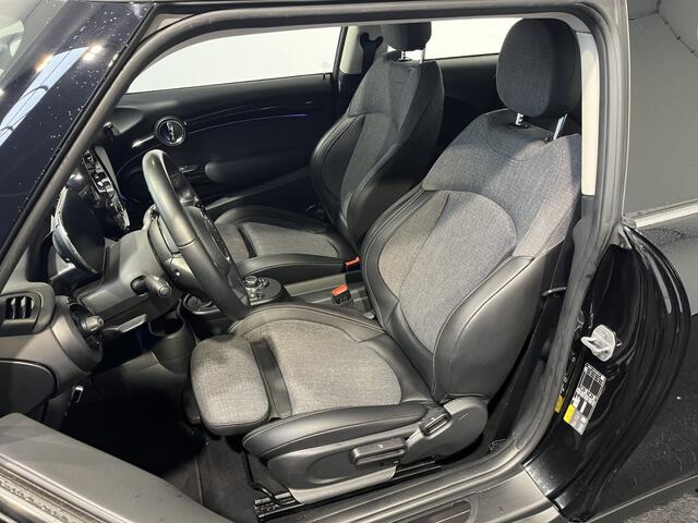 Mini Electric Cooper Camden edition Carplay