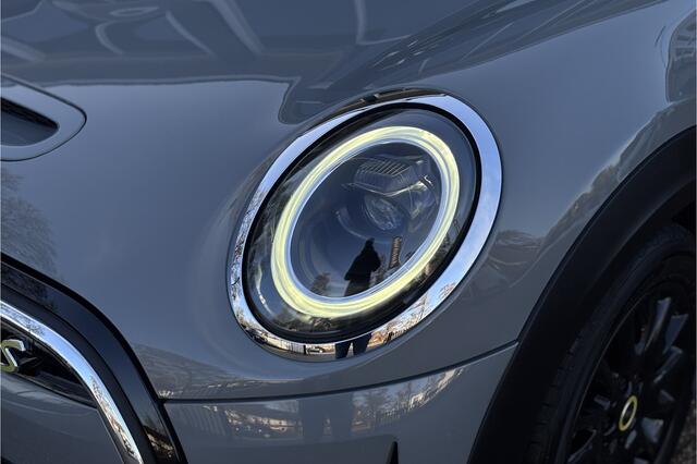 Mini Electric Mini Cooper SE | Panodak | Camera | Comfort Access | Stoelverwarming | Carplay