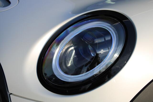 Mini Electric Classic / Panoramadak / Sportstoelen / Comfort Access / LED / Stoelverwarming / Stuurverwarming