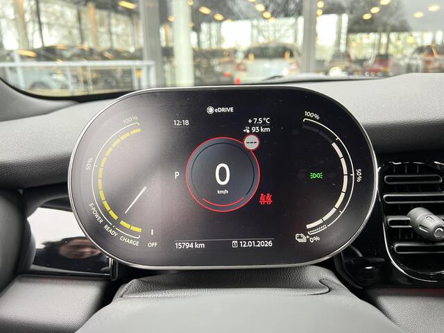 Mini Electric Mini Camden Edition 33 kWh | SOH 97.7%| Carplay | Parkeersensoren | Stoelverwarming