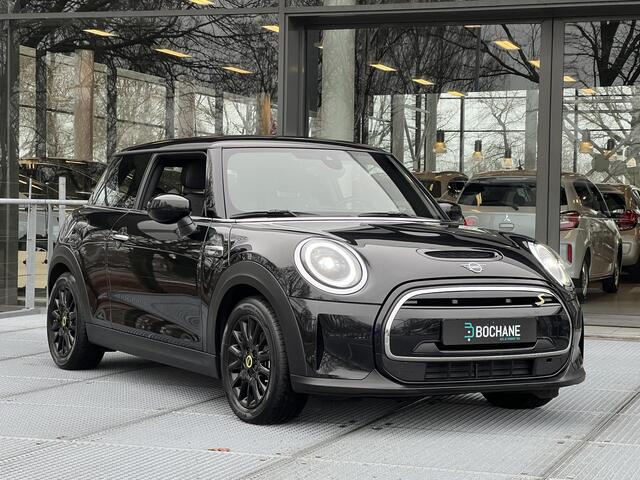 Mini Electric Mini Camden Edition 33 kWh | SOH 97.7%| Carplay | Parkeersensoren | Stoelverwarming