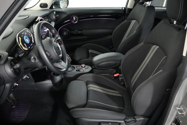 Mini Electric Mini Cooper S 33 kWh / Panoramadak / Harman Kardon / Keyless / CarPlay / Navi / DAB / HUD