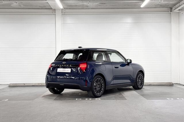 Mini Electric 3-Deurs Cooper SE | Essential Trim | Achteruitrijcamera | Apple Carplay