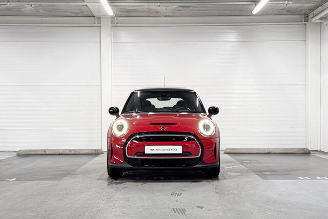 Mini Electric 3-deurs Camden | Achteruitrijcamera | Panoramadak | Harman Kardon