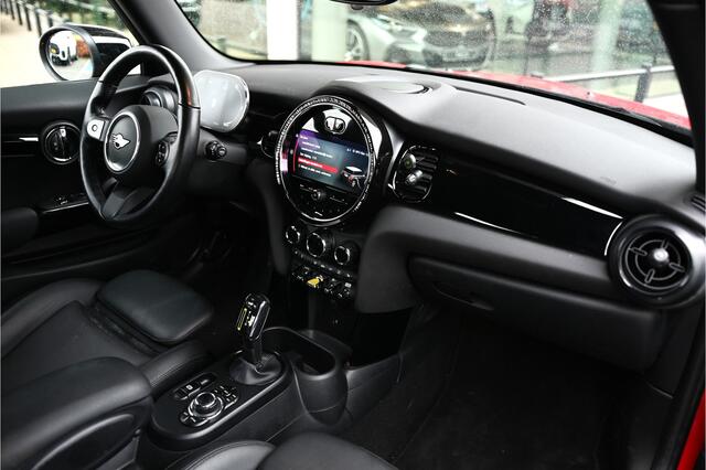 Mini Electric Classic / Sportstoelen / Achteruitrijcamera / Stuurverwarming / Comfort Access / LED / Stoelverwarming