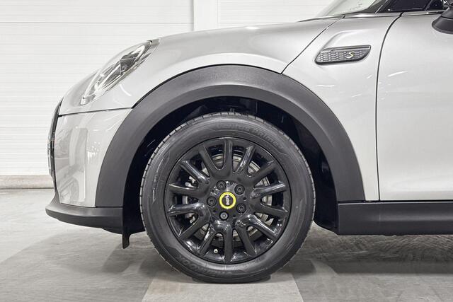 Mini Electric 3-Deurs Camden Edition | Cruise control | Stoelverwarming | Comfort access
