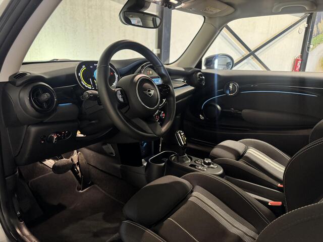 Mini Electric Mini Cooper SE 33 kWh | navi | led | sportzetels | SOH 99% |