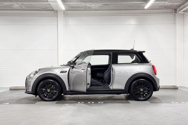 Mini Electric 3-Deurs Camden Edition | Apple Carplay/Android Auto | Stoelverwarming | Achteruitrijcamera