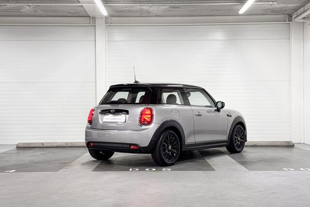 Mini Electric 3-Deurs Camden Edition | Apple Carplay/Android Auto | Stoelverwarming | Achteruitrijcamera