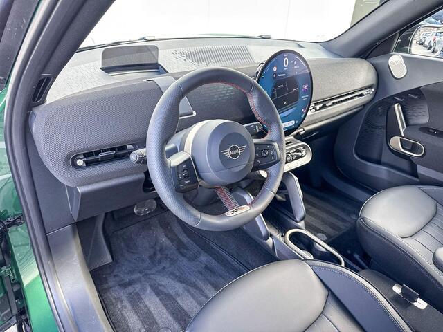 Mini Electric Aceman SE Classic XL 54.2 kWh | Pakket XL