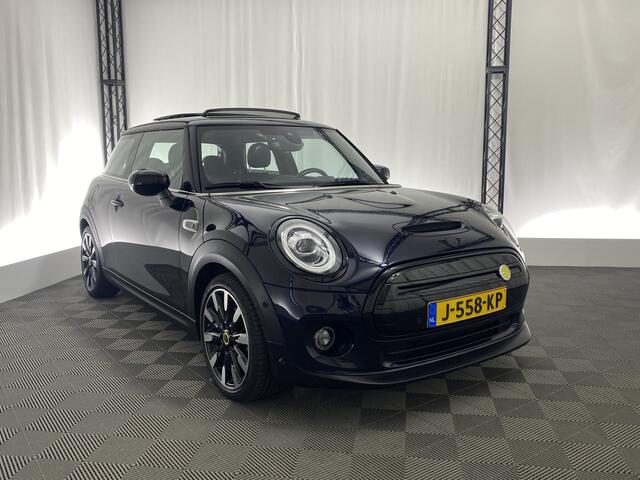 Mini Electric Mini Yours 33 kWh Automaat | Pano-Dak | Leder | H&K | HUD | Camera | Cruise Control | Climate Control |